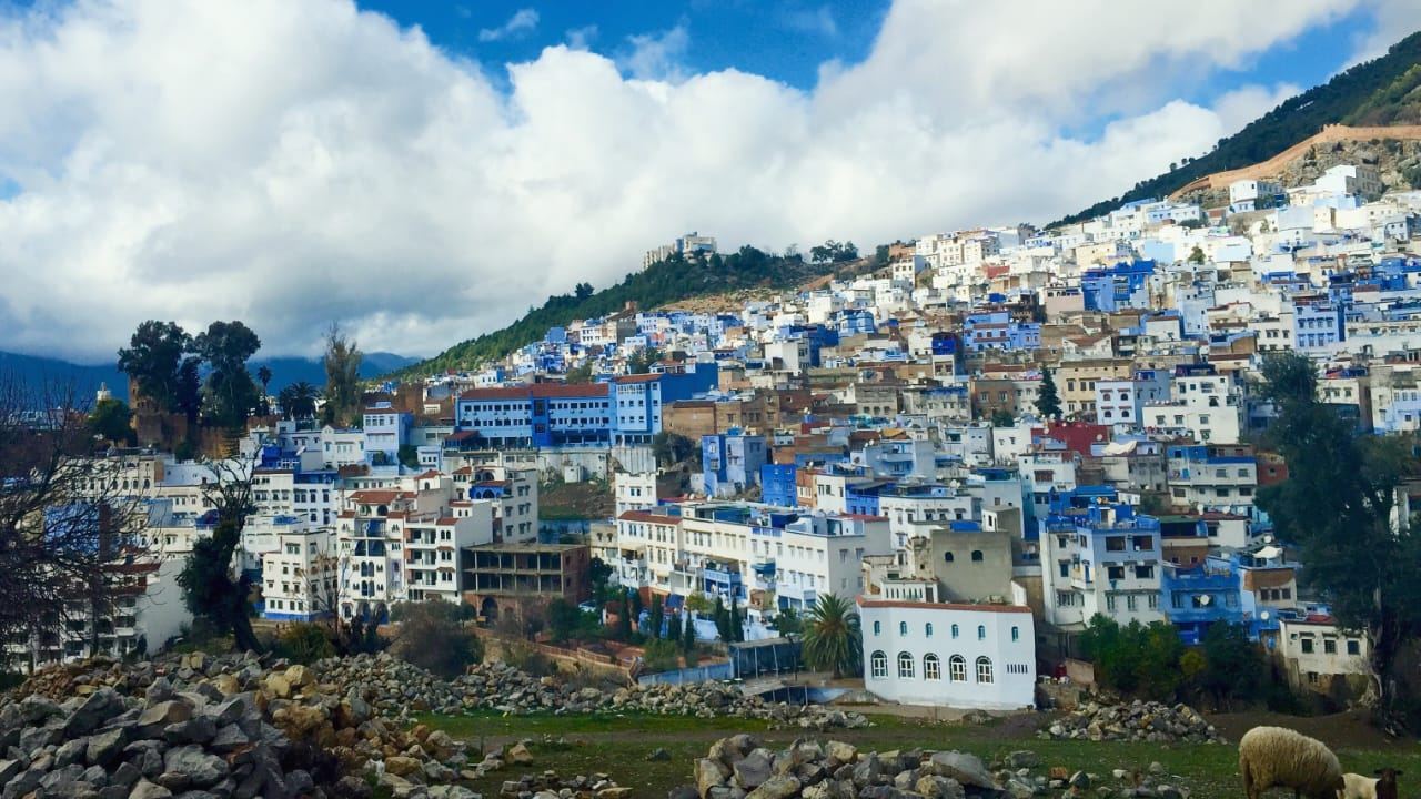 Vue panoramique sur Chefchaouen, la ville bleue du Rif